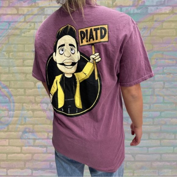 Panic At The Disco Pray for the Wicked Concert Merchandise T-shirt - Picture 2 of 4